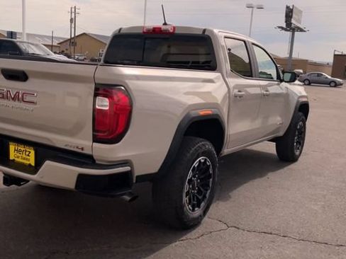 Used 2026 GMC Canyon AT4 AWD/4WD image 9