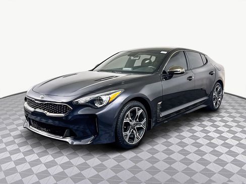Used 2020 Kia Stinger GT-Line image 4