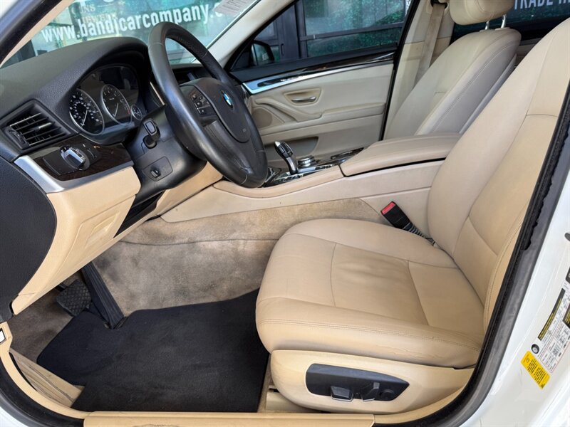 Used 2014 BMW 528i Sedan RWD image 16