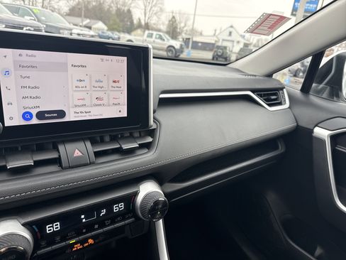 Used 2024 Toyota RAV4 XLE image 24