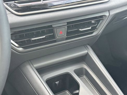 New 2026 Volkswagen Tiguan SE image 30