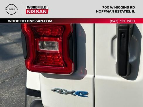Used 2023 Jeep Wrangler Unlimited Sahara w/ Cold Weather Group AWD/4WD image 15