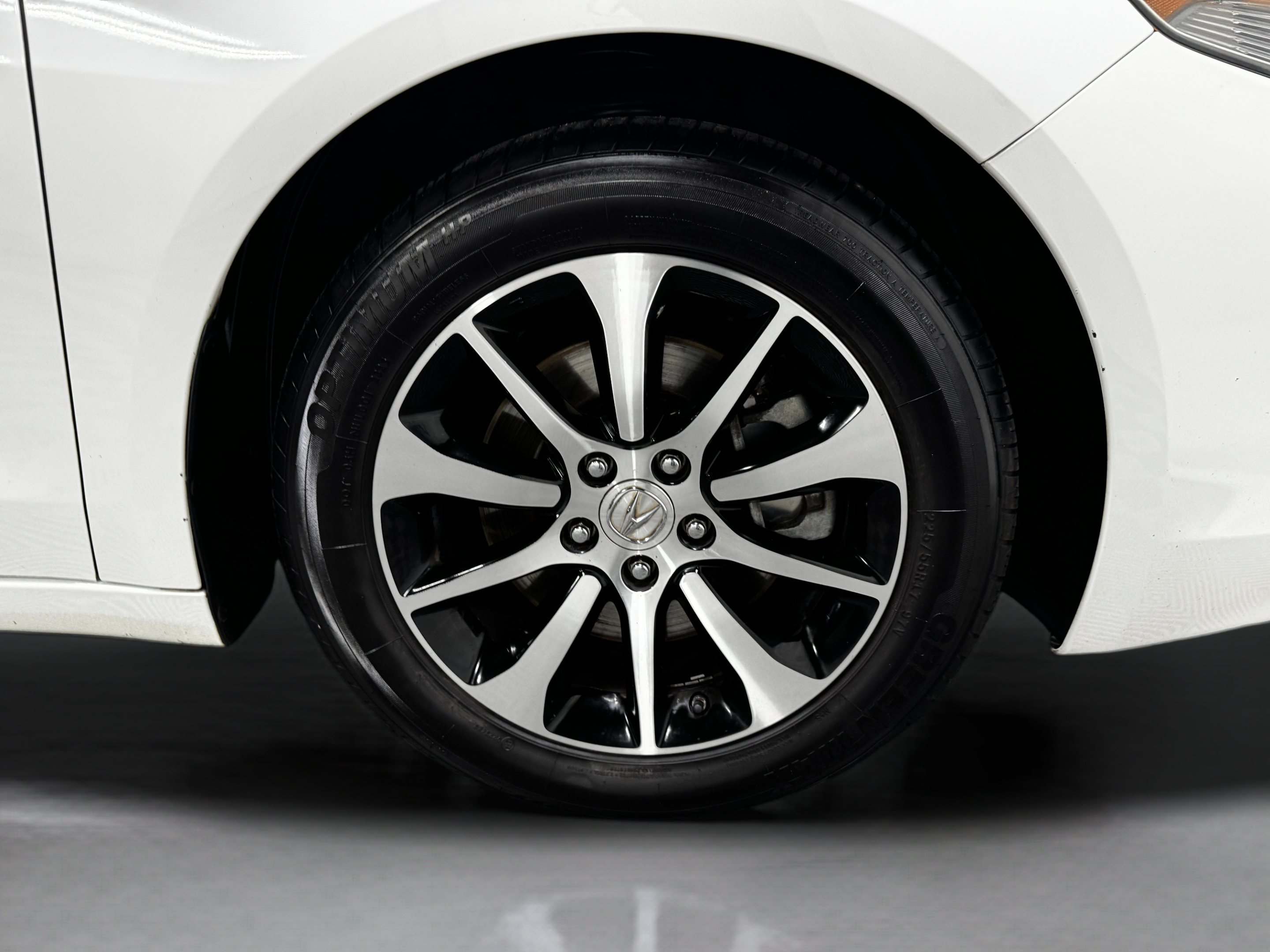 Used 2017 Acura TLX w/ Technology Package FWD image 14