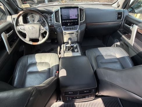 Used 2021 Toyota Land Cruiser Heritage Edition AWD/4WD image 35