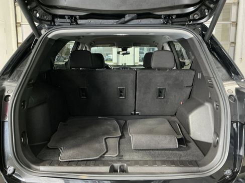 Used 2022 Chevrolet Equinox LT image 32