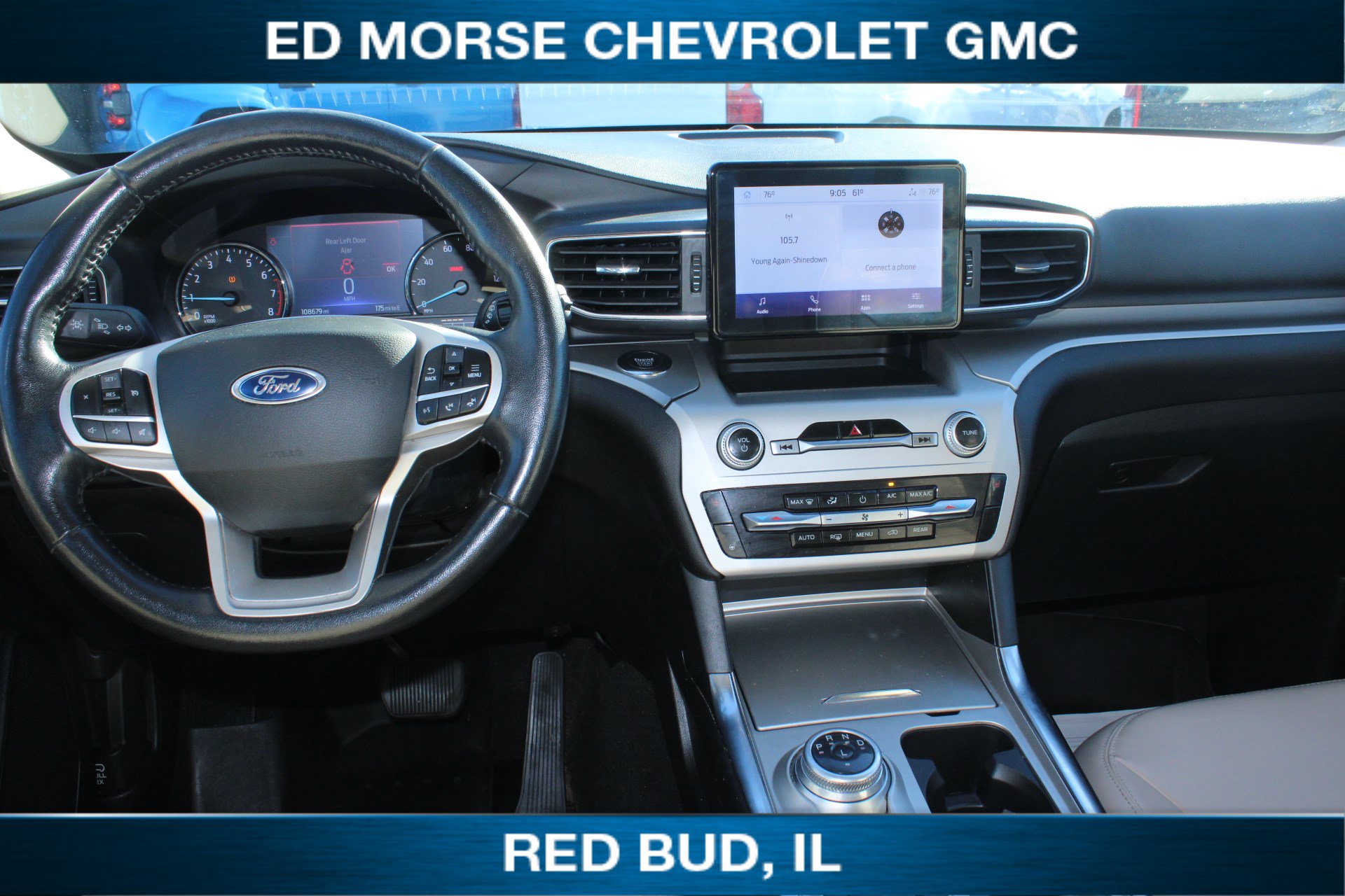 Used 2022 Ford Explorer XLT w/ Equipment Group 202A AWD/4WD image 15