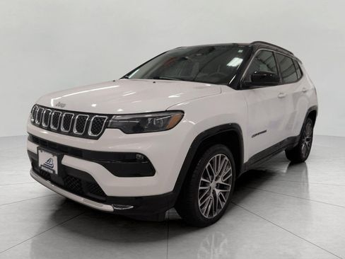 Used 2023 Jeep Compass Limited w/ Elite Group AWD/4WD image 12