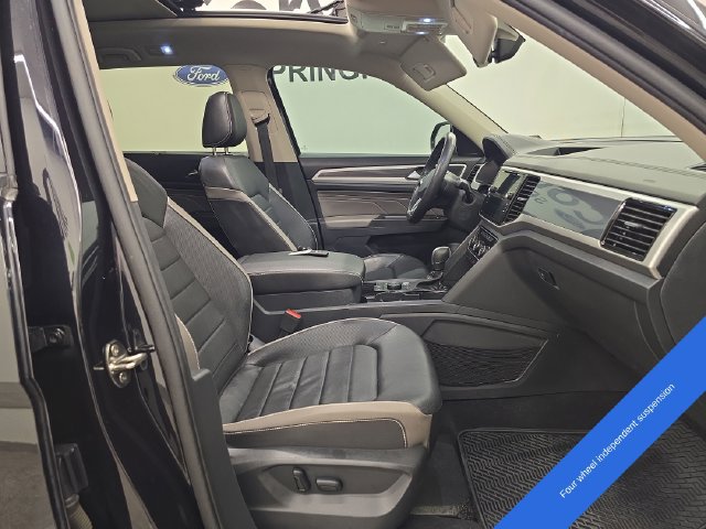 Used 2023 Volkswagen Atlas SEL Premium AWD/4WD image 9