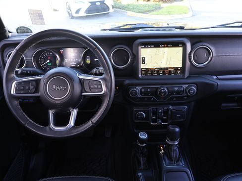 Used 2023 Jeep Wrangler Sahara w/ Cold Weather Group image 18