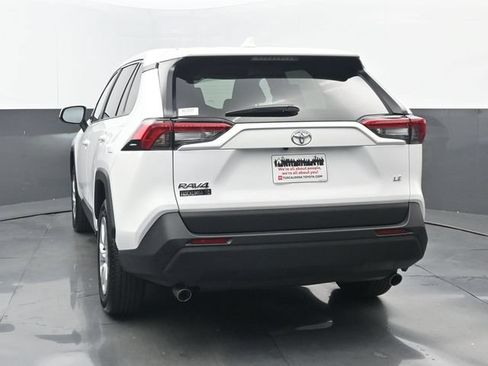 Used 2025 Toyota RAV4 LE FWD image 17