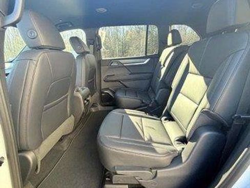 New 2026 GMC Acadia Elevation w/ Elevation Premium Package AWD/4WD image 44