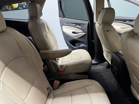 Used 2019 Buick Enclave Essence image 50