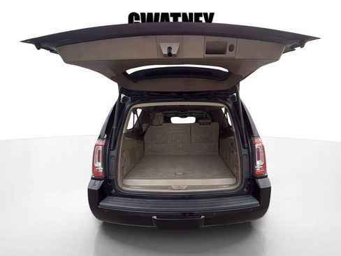 Used 2018 GMC Yukon XL SLT w/ Open Road Package image 19