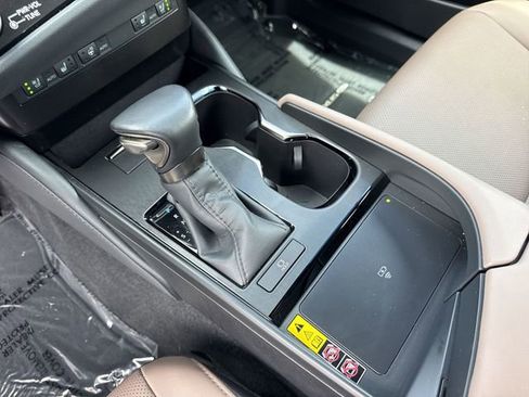 Certified 2024 Lexus ES 350 w/ Premium Package FWD image 21