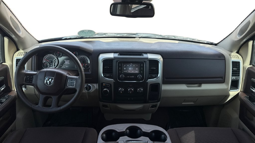 Used 2013 RAM 1500 Classic SLT w/ Premium Display Pkg RWD image 28