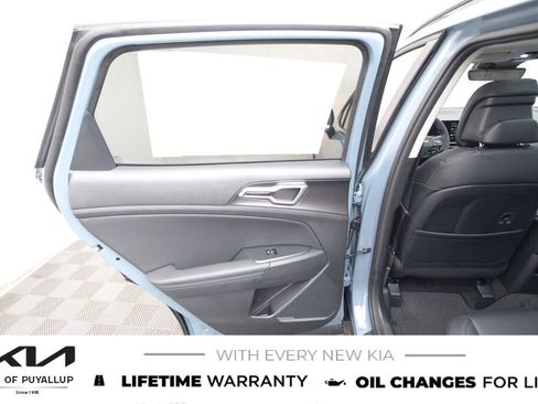 New 2026 Kia Sportage EX image 11