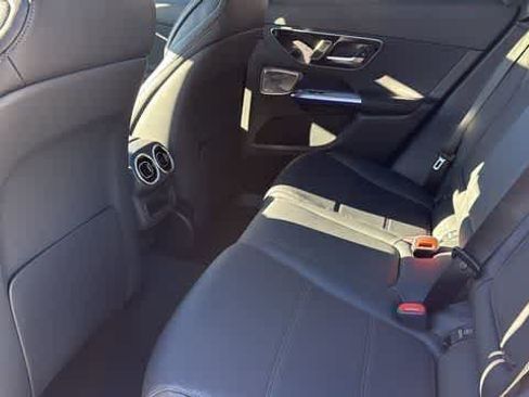 Used 2026 Mercedes-Benz GLC 300 4MATIC image 27