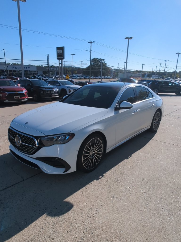 Used 2024 Mercedes-Benz E 350 4MATIC Sedan image 1