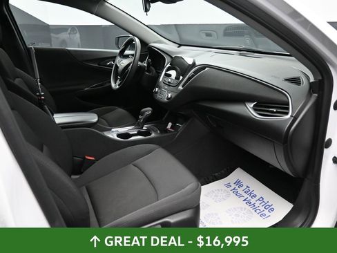 Used 2024 Chevrolet Malibu LT image 22