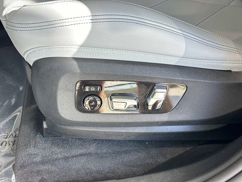 New 2026 BMW XM Label Red image 16