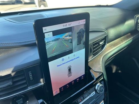 Used 2022 Ford Explorer Platinum w/ Equipment Group 601A image 10