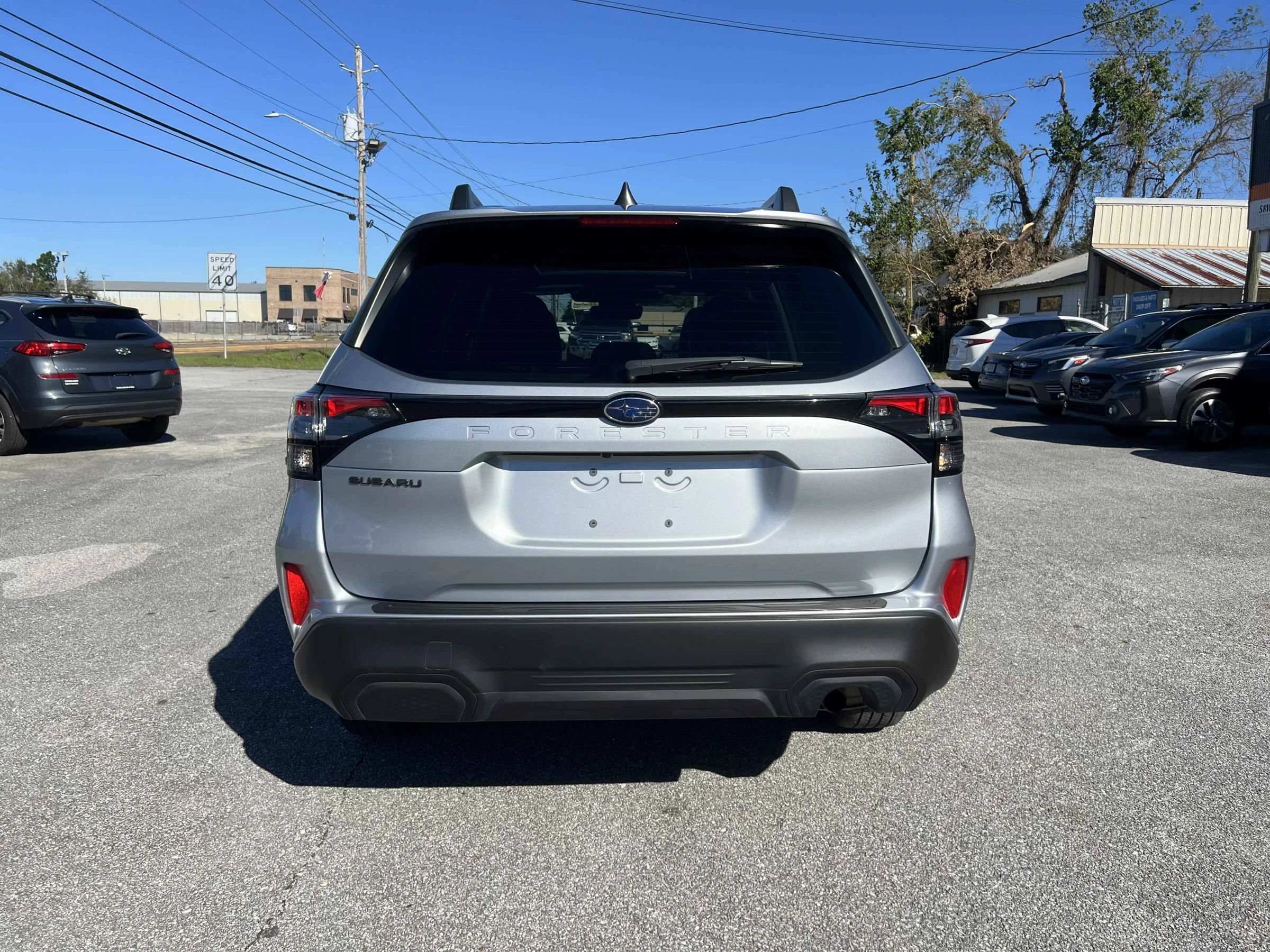 Used 2025 Subaru Forester Premium w/ Convenience Package #2 AWD/4WD image 8