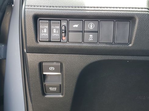 Certified 2023 Honda Odyssey Sport image 30