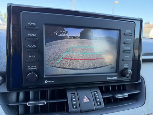 Used 2021 Toyota RAV4 XLE Premium FWD image 21