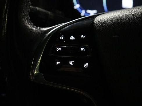 Used 2020 Cadillac Escalade ESV Premium Luxury image 12