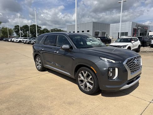 Used 2021 Hyundai Palisade Limited FWD image 10