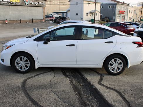 Certified 2024 Nissan Versa S w/ Trunk Package image 2