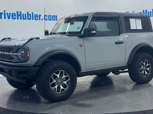 Used 2024 Ford Bronco Badlands image 4