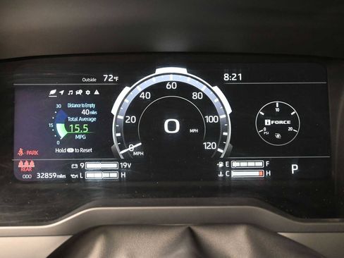 Used 2024 Toyota Tundra Platinum image 7