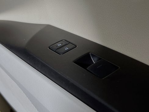 Used 2024 Toyota Camry LE image 32