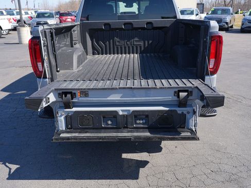Used 2025 GMC Sierra 1500 Denali Ultimate AWD/4WD image 10