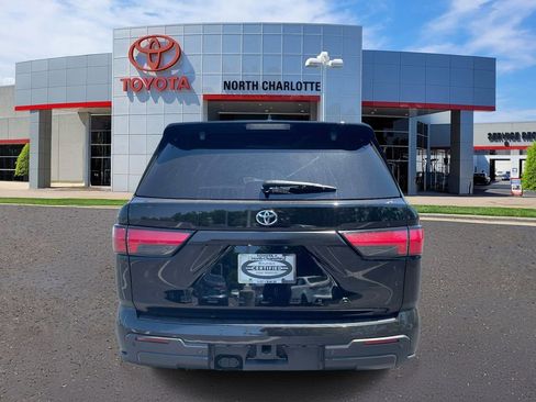 Used 2024 Toyota Sequoia SR5 w/ SR5 Premium Package AWD/4WD image 7