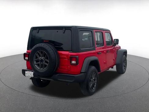 Used 2025 Jeep Wrangler Sport S image 14