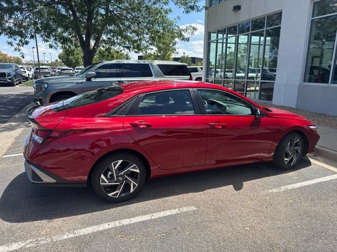 Used 2025 Hyundai Elantra Sport w/ Cargo Package FWD image 3