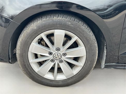 Used 2016 Volkswagen Jetta SE image 29