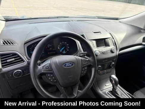 Used 2018 Ford Edge SE AWD/4WD image 14