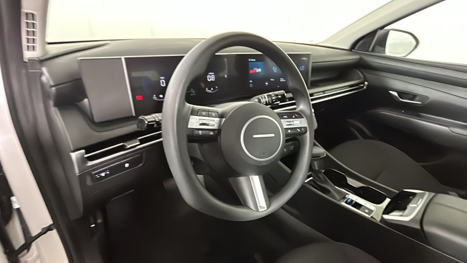 Used 2026 Hyundai Tucson SE FWD image 16