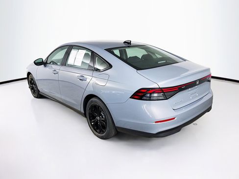 Certified 2025 Honda Accord SE image 29