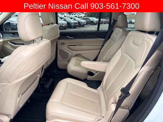 Used 2022 Jeep Grand Cherokee L Limited w/ Luxury Tech Group II RWD image 21
