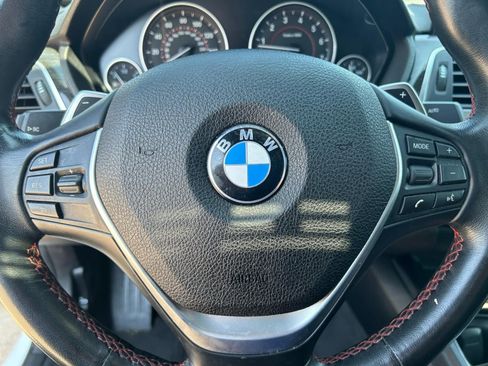 Used 2018 BMW 330i Sedan w/ Premium Package image 13