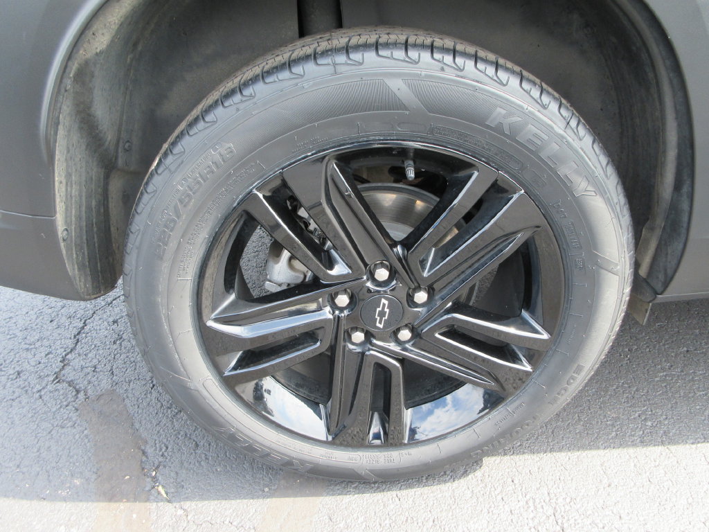 Used 2025 Chevrolet Trax ACTIV w/ Driver Confidence Package FWD image 9