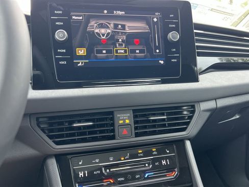 New 2026 Volkswagen Jetta SE image 19