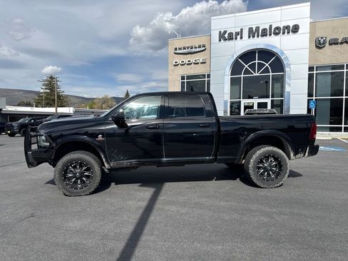 Used 2014 RAM 3500 Laramie w/ Black Appearance Group AWD/4WD image 8