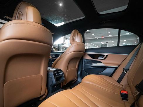 New 2026 Mercedes-Benz E 350 4MATIC Sedan image 26