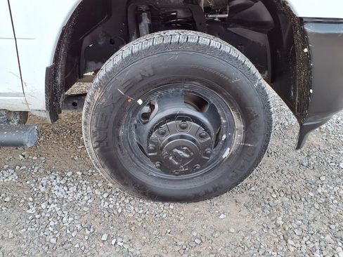 Used 2025 RAM 3500 Tradesman image 34