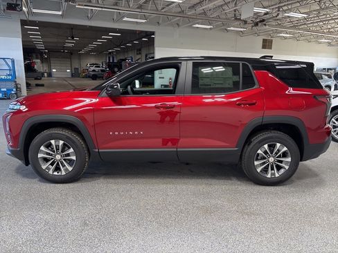 New 2026 Chevrolet Equinox LT w/ Convenience Package II image 4